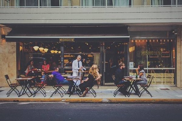 Quels sont les restaurants avec terrasse en Lubéron ?